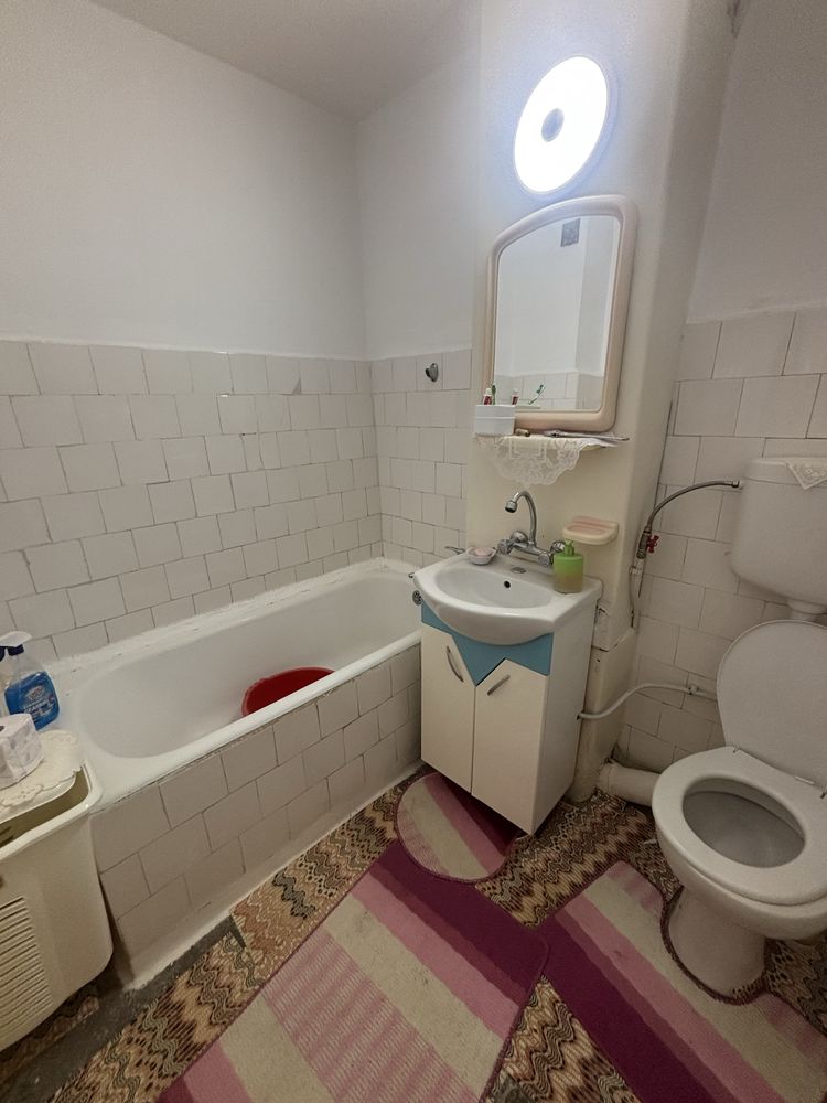 Apartament 2 camere de vanzare