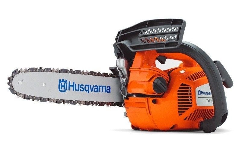Execut lucrari cu drujba motocasa si tocatoare craci pana la 8 cm