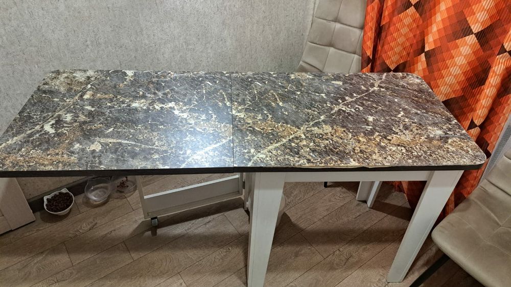 Кухонный стол раздвижной