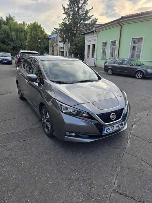 Nissan Leaf Tekna 40kWh 2019), 39.000km, Full options + anvelope iarnă