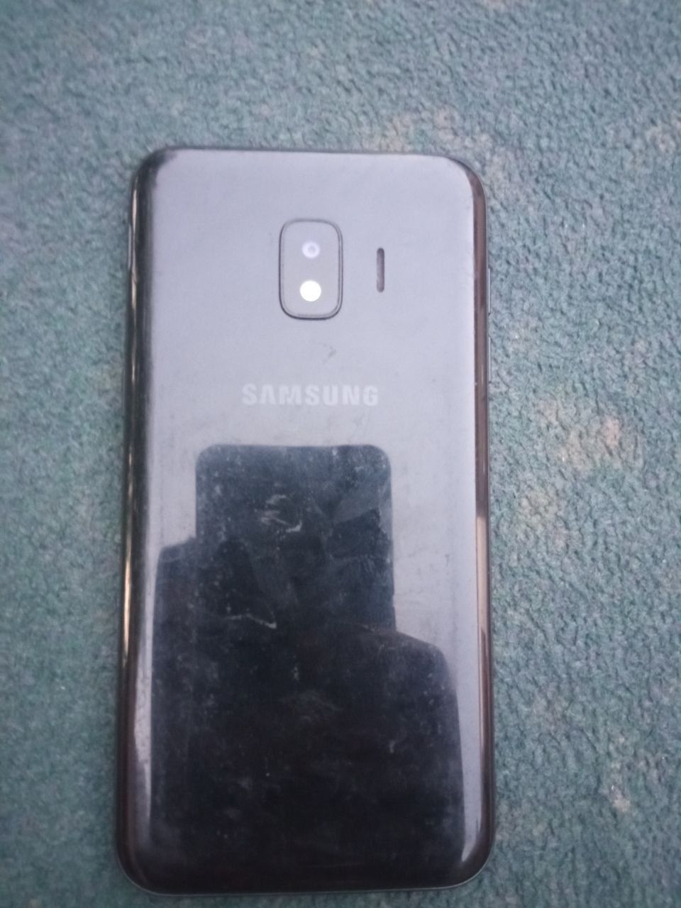 J2 Core samsung srochni sotiladi