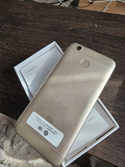 Телефон redmi 4x