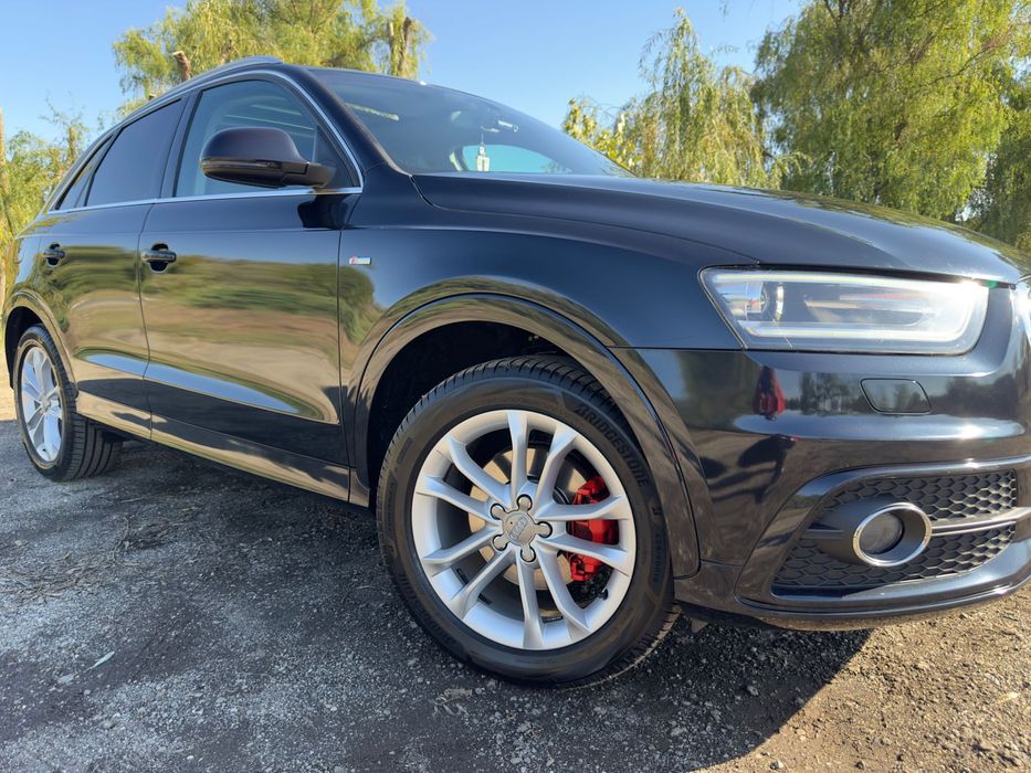 Audi Q3 S-Line Quattro • 2.0 TDI 177CP • Automat • Panorama • S-Tronic