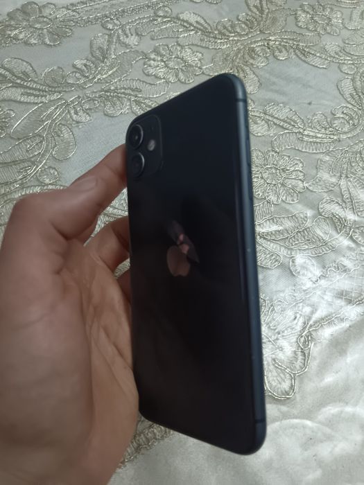 IPhone 11  64 talik