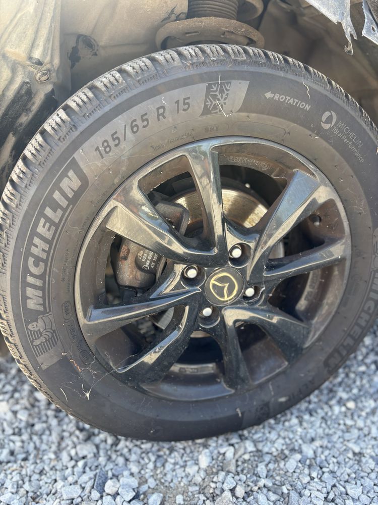 Джанти с гуми Michelin 15 Mazda 2