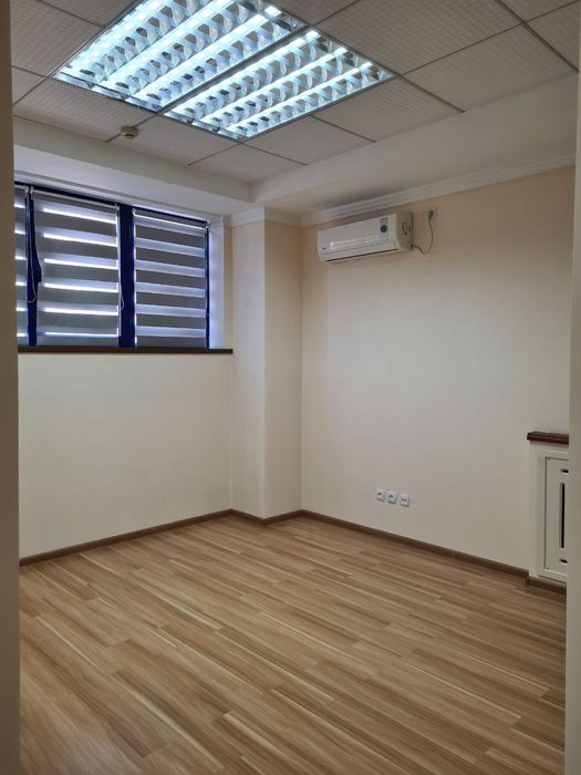 Офисы на Яккасарае различной площади