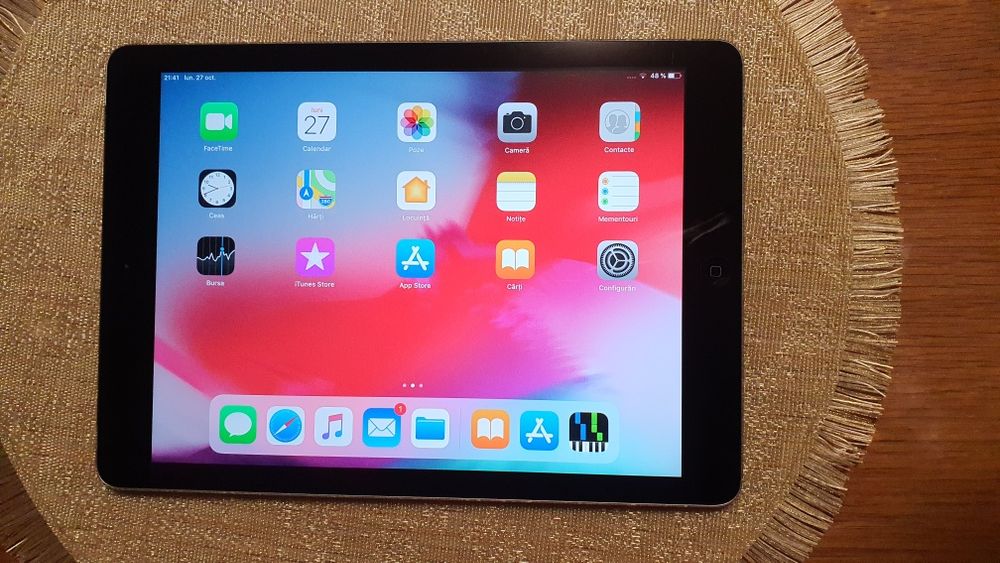 Tabletă Apple iPad Model A1475