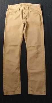 Оригинални дънки DIESEL като нови (W31 L32)