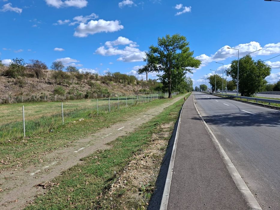 Vand teren intravilan situat pe calea Borsului nr 39