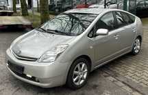 Inchirieri auto masina Rent a Car Toyota Prius Hybrid cutie Automata