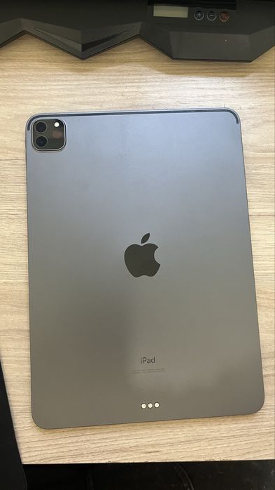 Ipad pro 11, 2 поколения 256gb