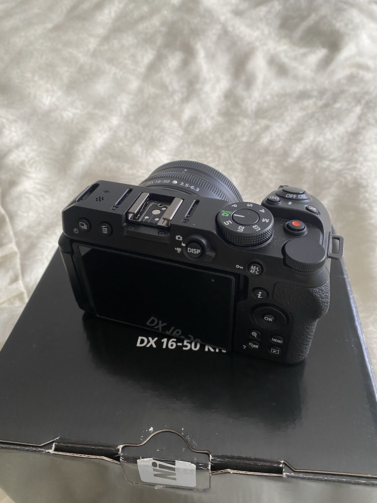 Nikon z30, kit 16-50. Почти новый.