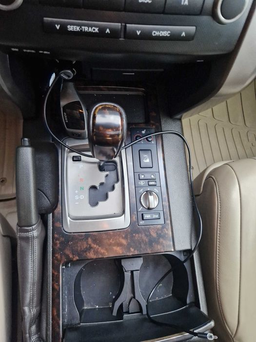 Toyota land cruiser 4.5 v8