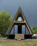 Vand cabane tip A frame la gata