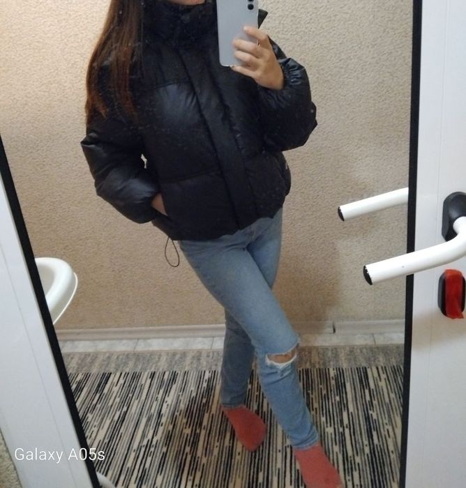 Дамско зимно яке с качулка размер S