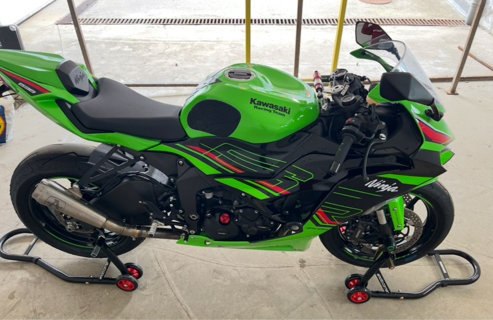 Kawasaki ZX6R 2024