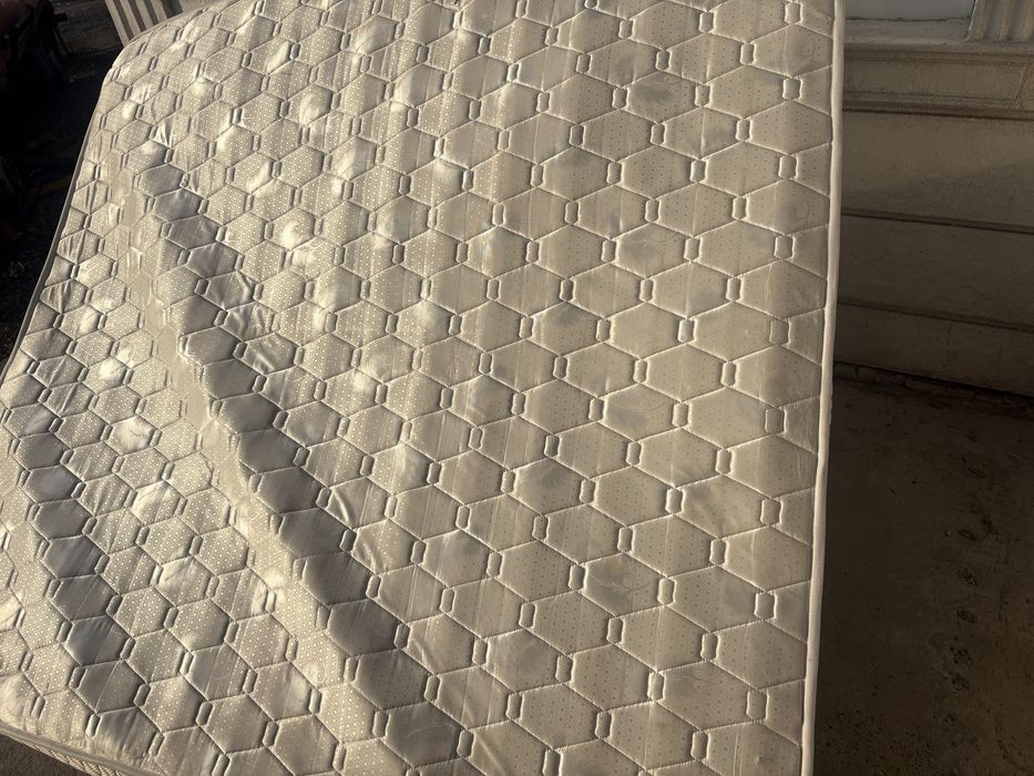 Отдам матрас 200»180