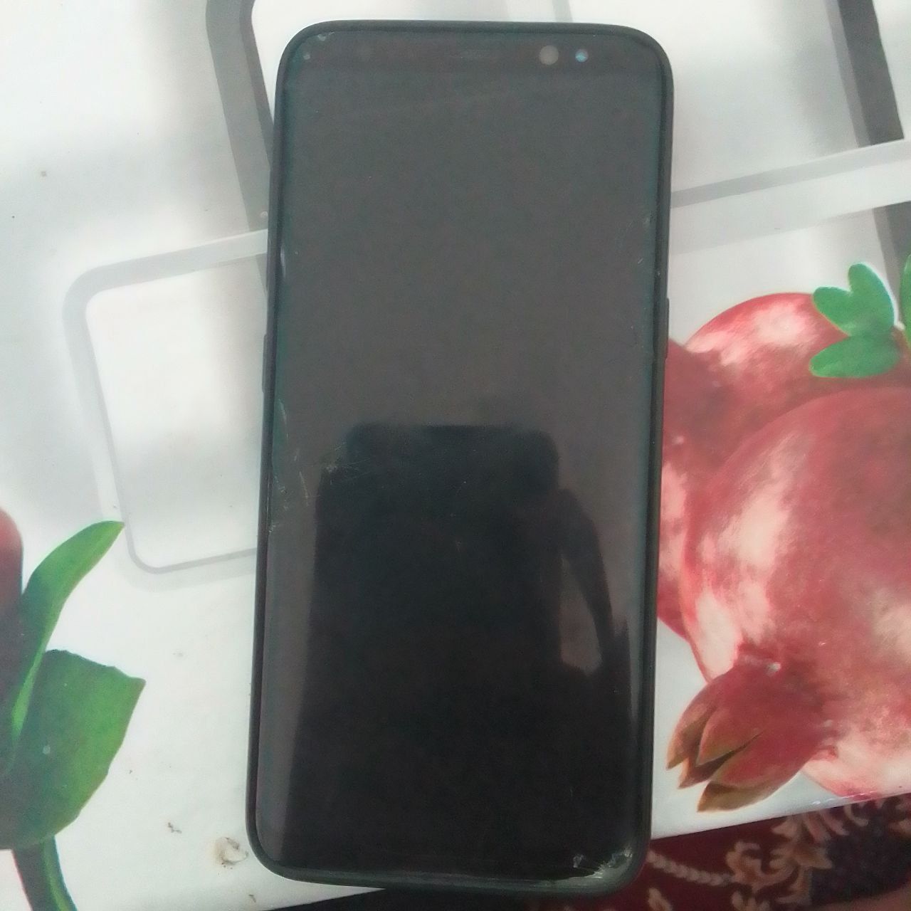 Samsung  asus
Pamyat.4+2/64
Pubg 60 fps 
60 gers Amoled ekran HD+
Kame