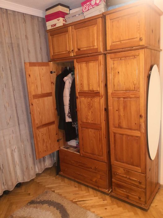 Мебели комплект спалня-легло,гардероби,нощни шкафчета