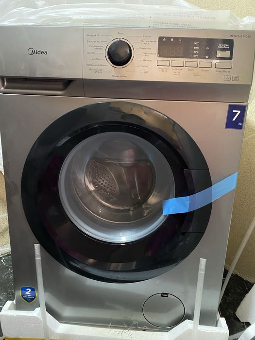 Стиральная машина midea.
