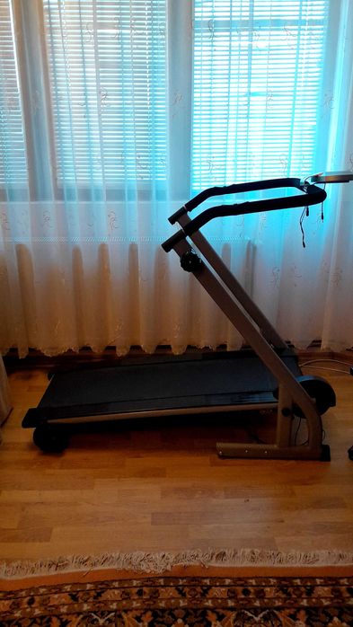 Bandă de alergat mecanică