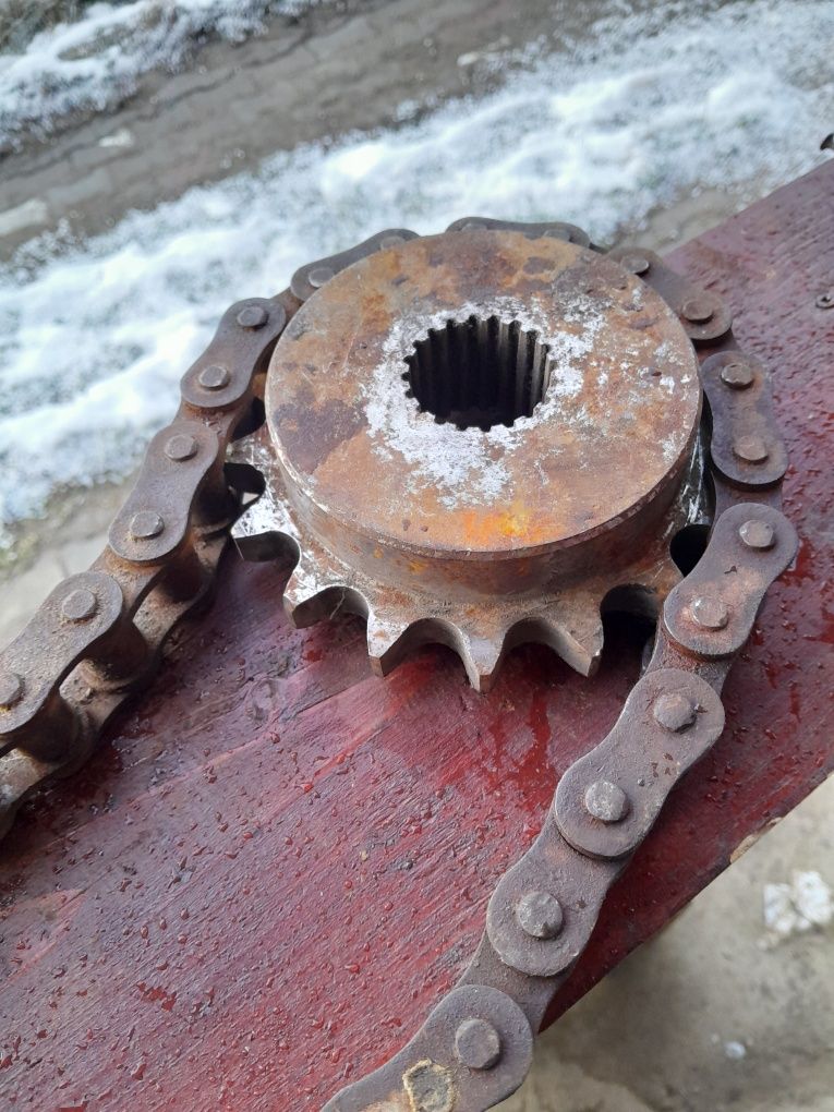 Pinion troliu tractor forestier ,priza