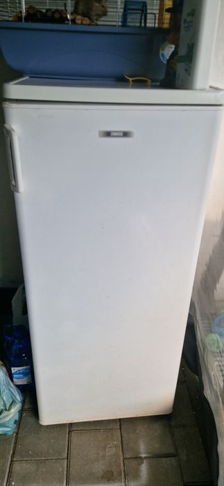 Frigider cu congelator 125cm
