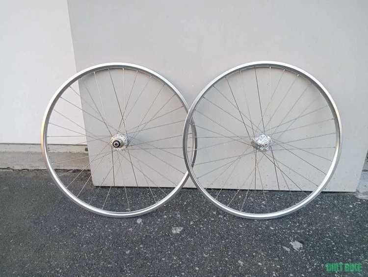 Piese bicicleta noi Novatec Shimano Ultegra Schwalbe