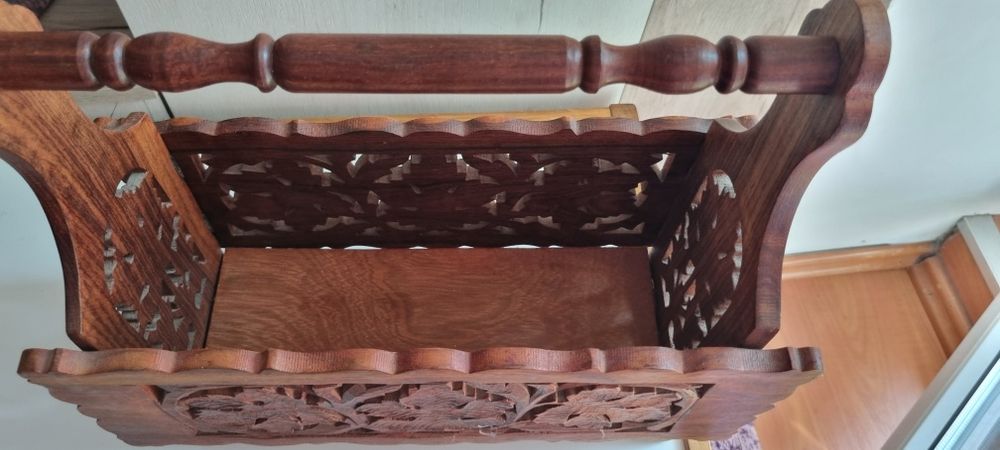 Suport reviste/ziare Antic