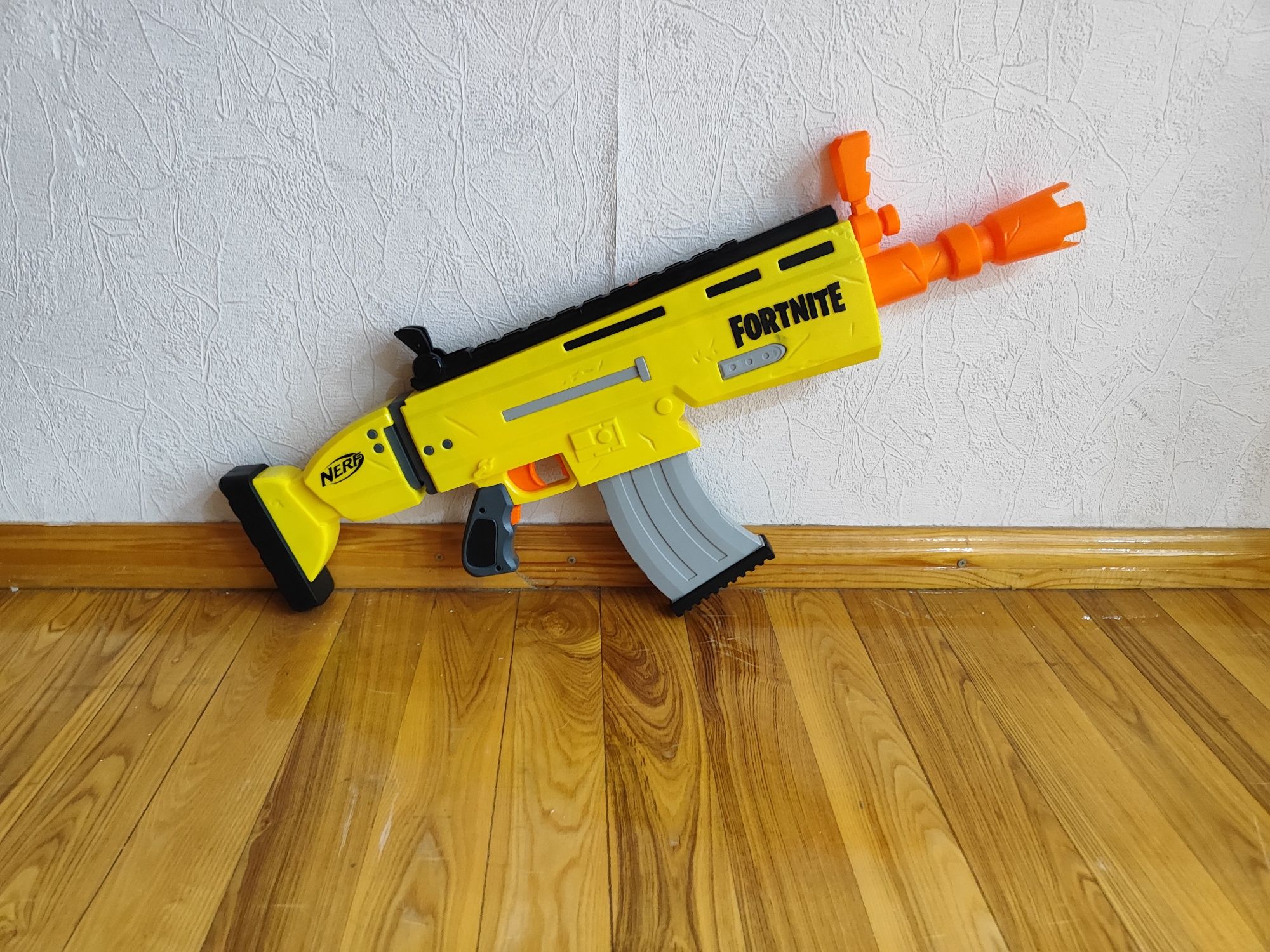 Nerf Scar l Fortnite