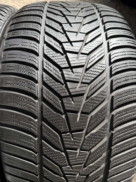 2x Anvelope Iarna 295/35 R21 - Hankook  Winter I"Cept Evo 3 X