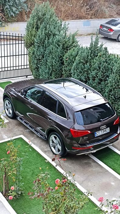 Audi Q5 Q5,2012,2.0,Quattro,S-line, automată,panoramic,padele la volan,etc.