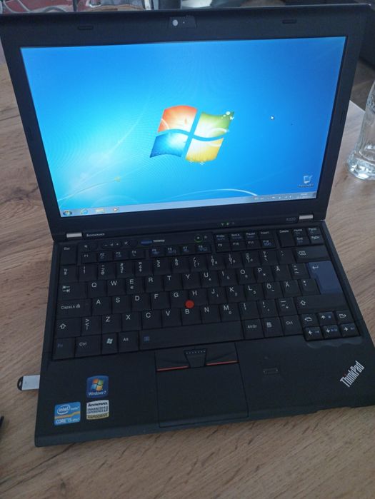 Lenovo ThinkPad x220 i5-2520 vPro