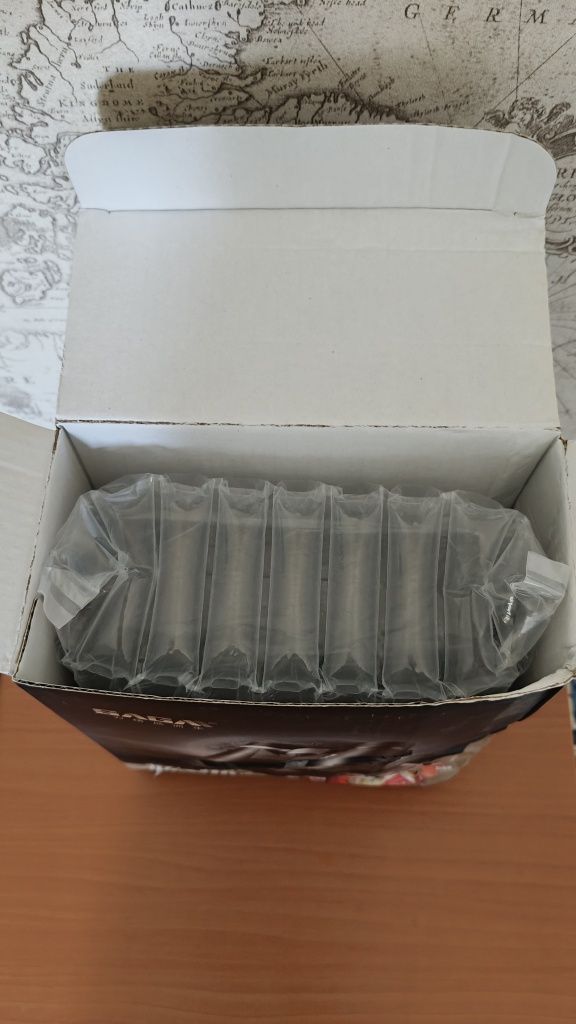 Бинокль Saga ED 8x42