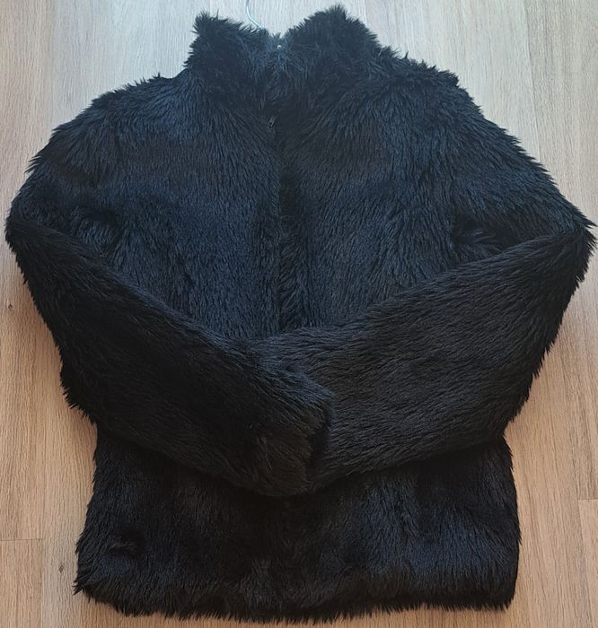 Дамско пухкаво яке, черен цвят