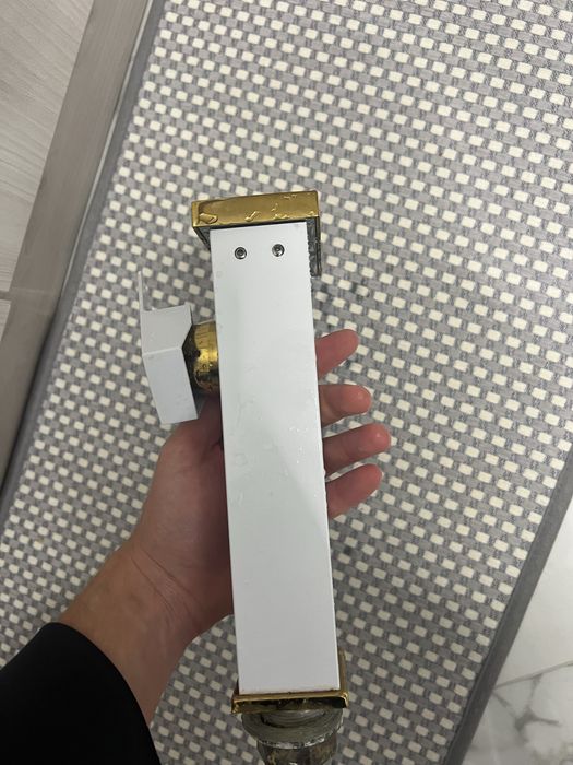 Светещ Смесител за баня/мивка, фонтан