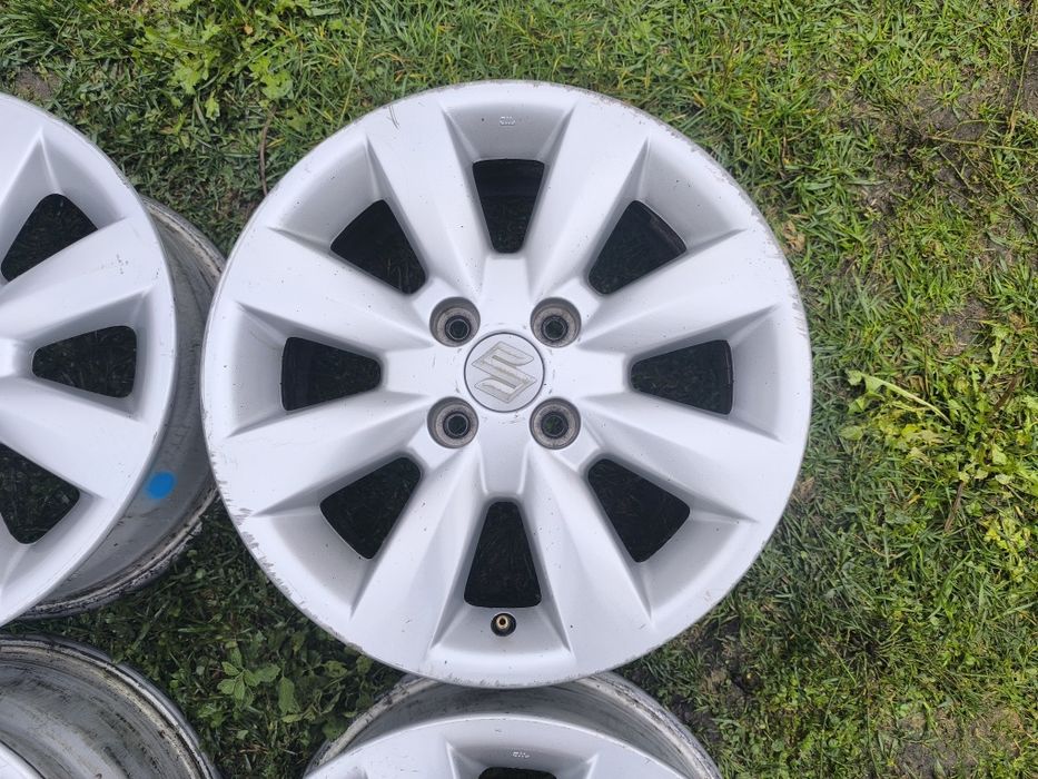 15 цола джанти за Suzuki Liana Swift Baleno Ignis