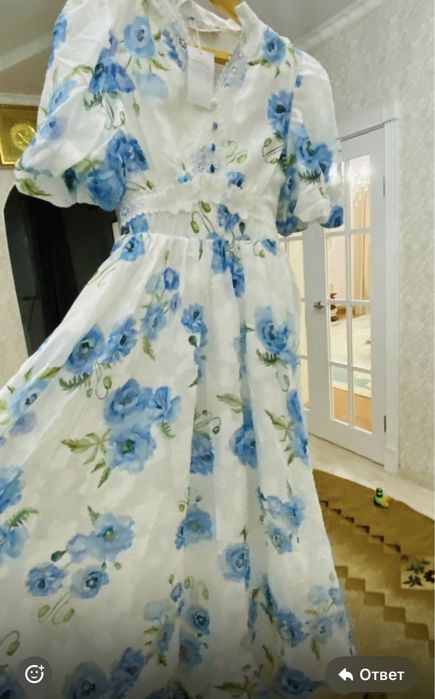 Платья длинные  .Новые .Размеры 42-44 .Надо мерит