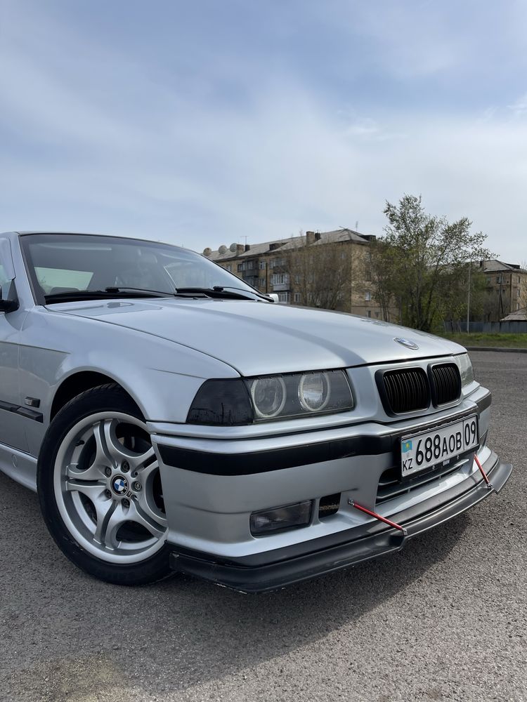 BMW E36 2.8 (M52)