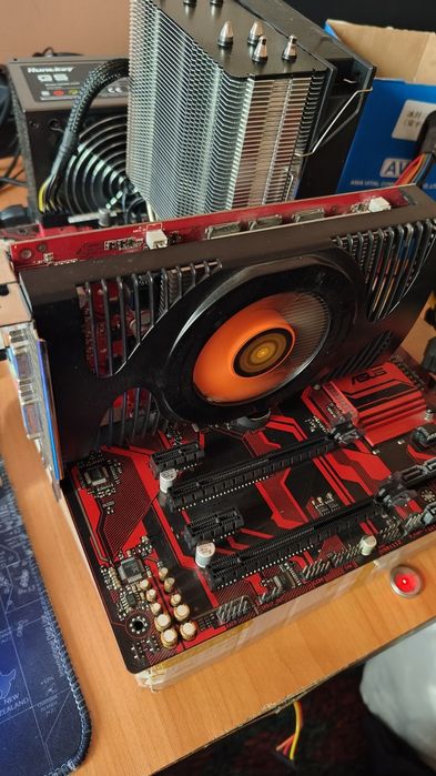 Видеокарта GTS250