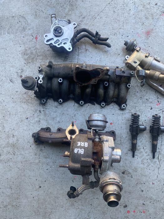 Accesorii motor 2.0 tdi BLB BRE turbo injector galerie pompa vacuum