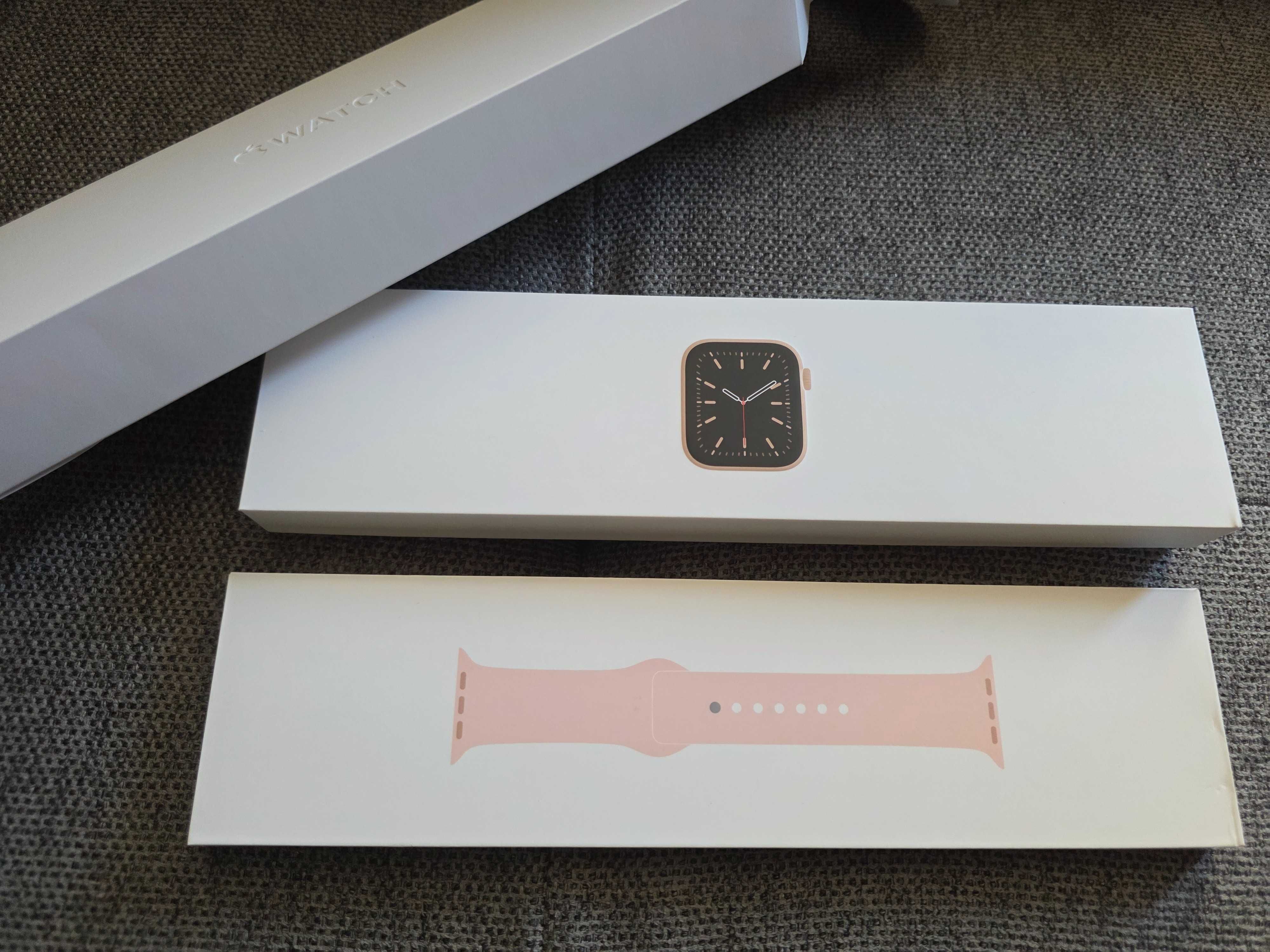 Apple Watch Series 6 40mm gold aluminium + зарядно