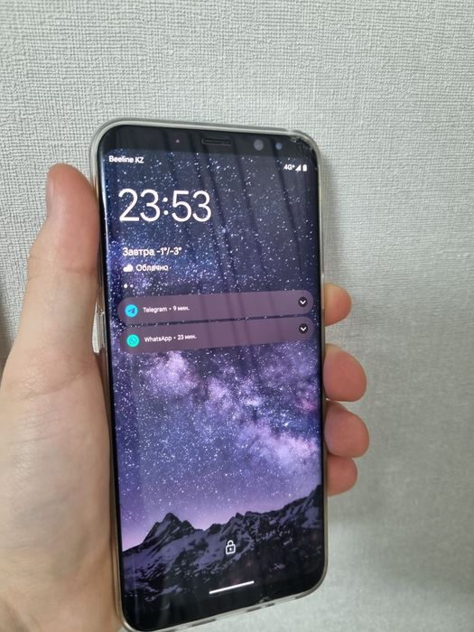 Samsung S8+ в хорошем состоянии