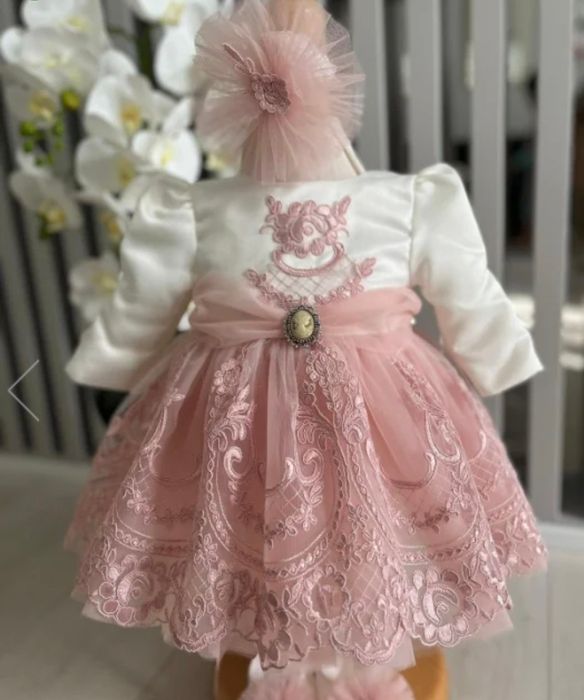 Rochiță botez, nunta, evenimente speciale ,marime 3-6 luni