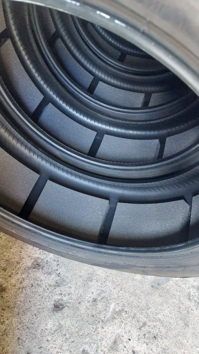 Летни гуми 275/40/22 Pirelli P Zero PZ4 4 броя