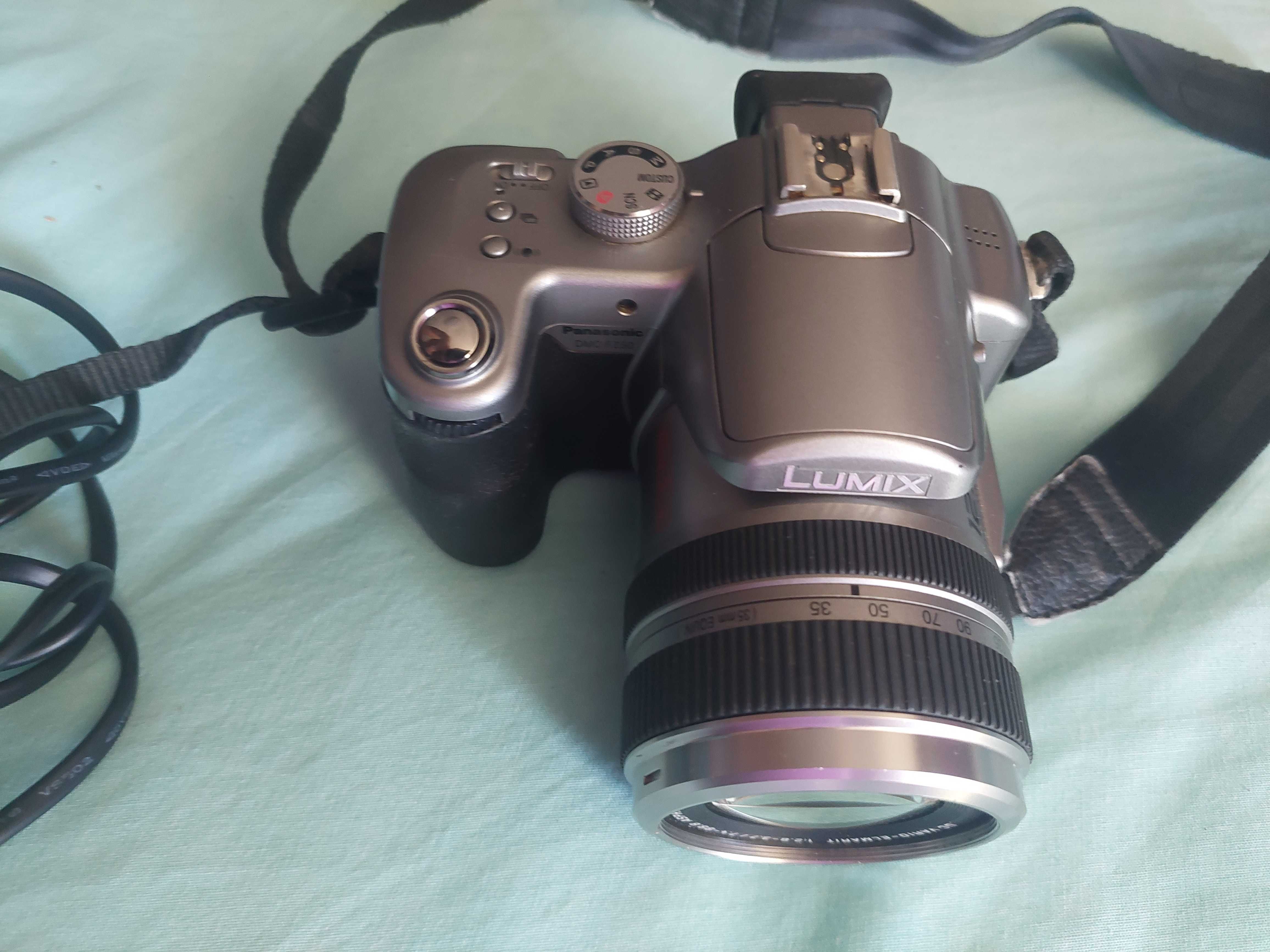 .фотоапарат Panasonic lumix