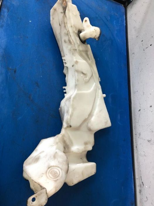 Vas lichid parbriz 2.0 tdci ford focus 2 2004-2011