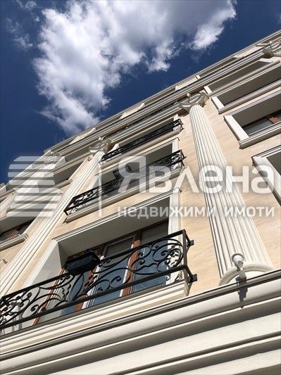 Тристаен апартамент