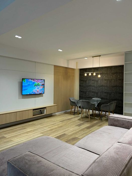 Persoana fizica vand apartament zona centrala