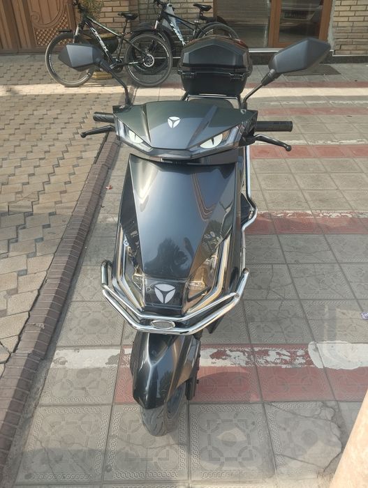 Skuter Yadea T5 Tezligi 55km bitta zaryad bilan 75 80 km yuradi